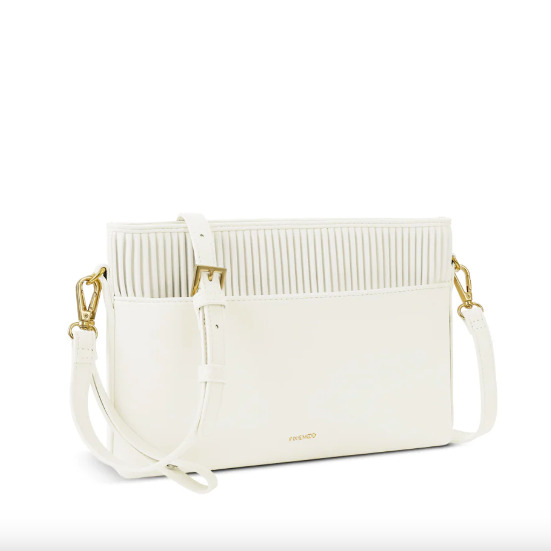Jaelyn Pouch
