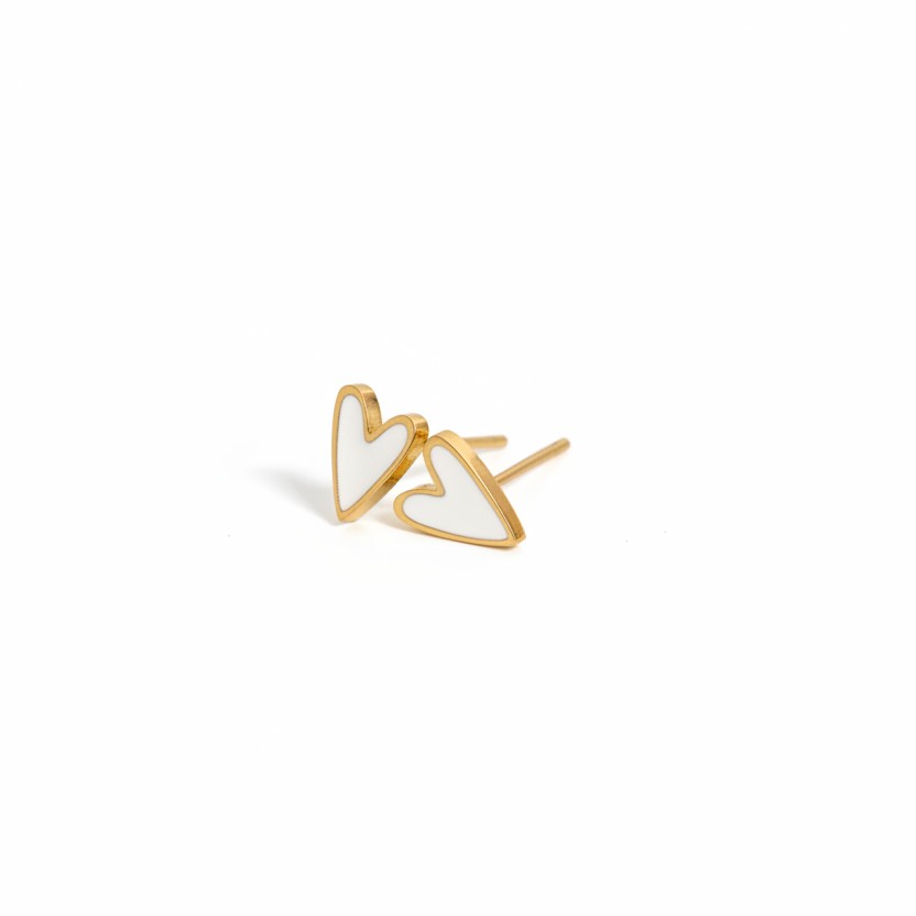Everly Davis mini white heart stud earrings made of surgical-grade stainless steel with gold trim.