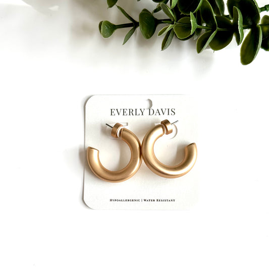 Volumed Hoop Earring