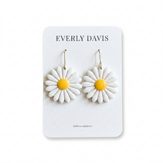 Pretty Daisy Earrings
