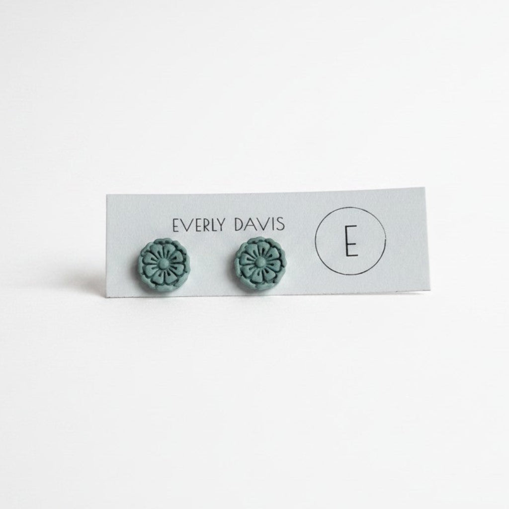 Ina Flower Stud
