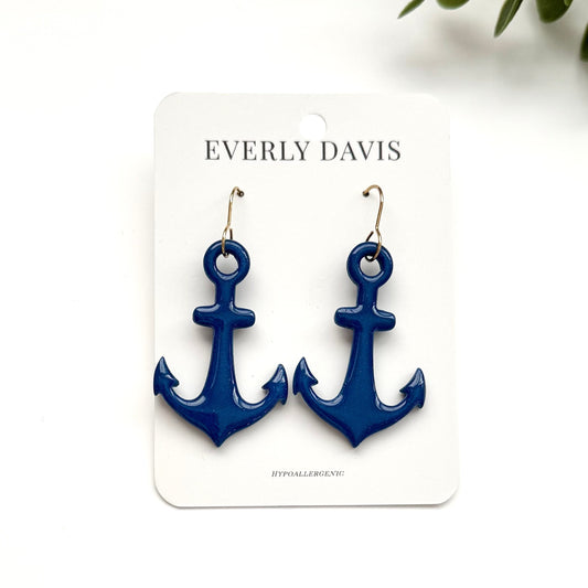 Everly Davis navy blue anchor dangle earrings with hypoallergenic ear wires.